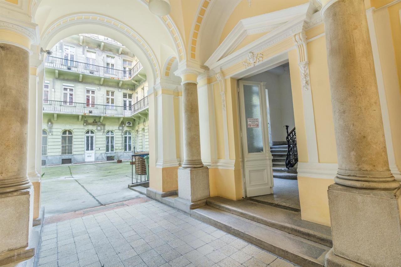King93 In Budapest. Apartamento